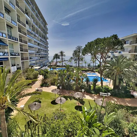 Skol 130. One Bedroom With Sea Views In Centre *