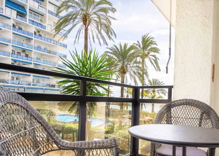 Skol 130. One Bedroom With Sea Views In Centre ماربيا