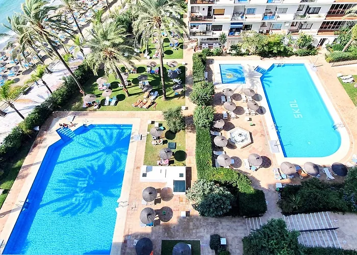 Skol 130. One Bedroom With Sea Views In Centre