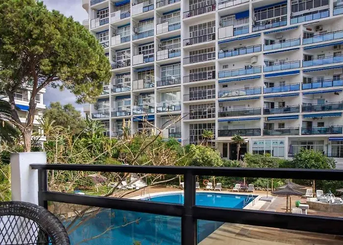 Skol 130. One Bedroom With Sea Views In Centre ماربيا