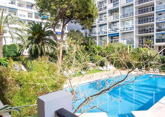 Skol 130. One Bedroom With Sea Views In Centre ماربيا