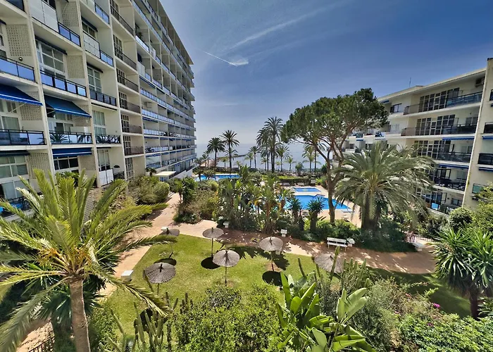 Skol 130. One Bedroom With Sea Views In Centre *