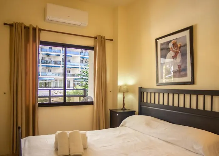 Skol 130. One Bedroom With Sea Views In Centre Lejlighed