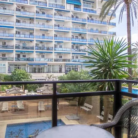 Skol 130. One Bedroom With Sea Views In Centre Apartment *
