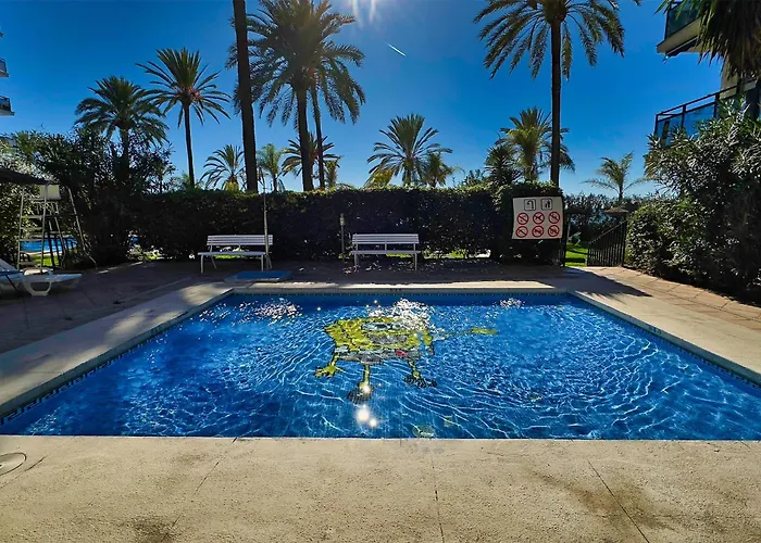 Апартаменти Skol 130. One Bedroom With Sea Views In Centre